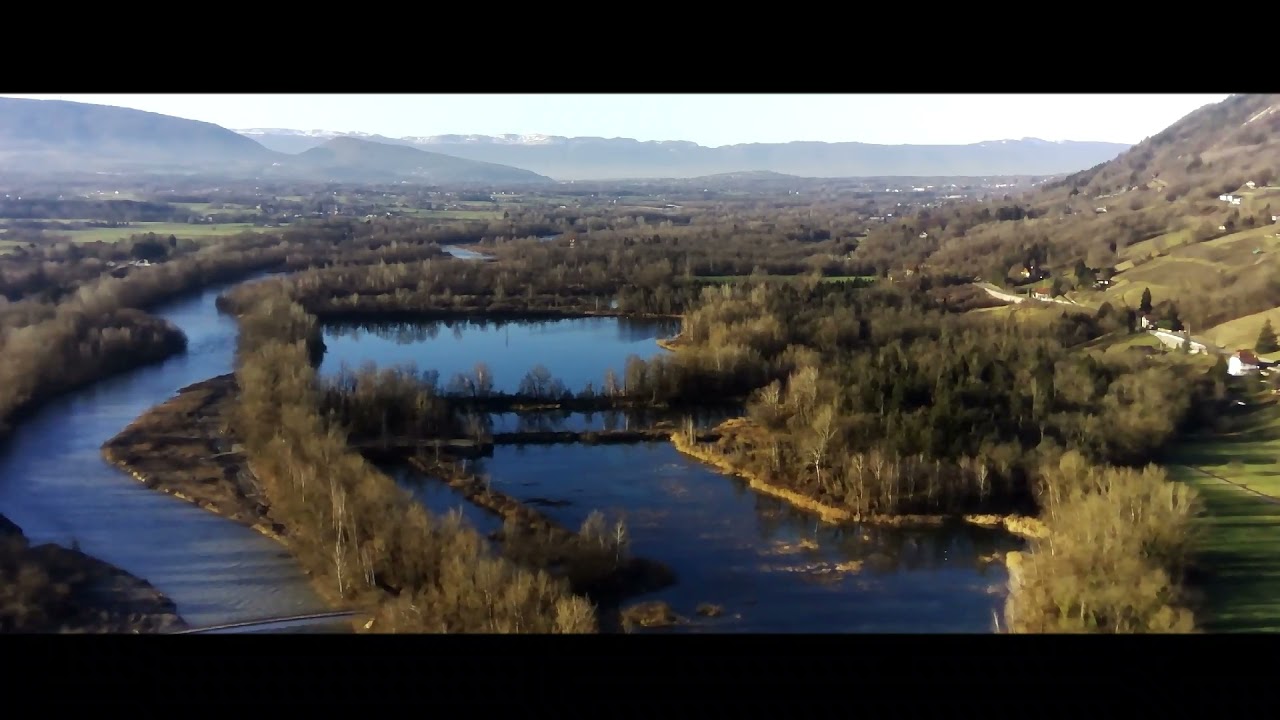 Bonneville, entre lacs et montagnes