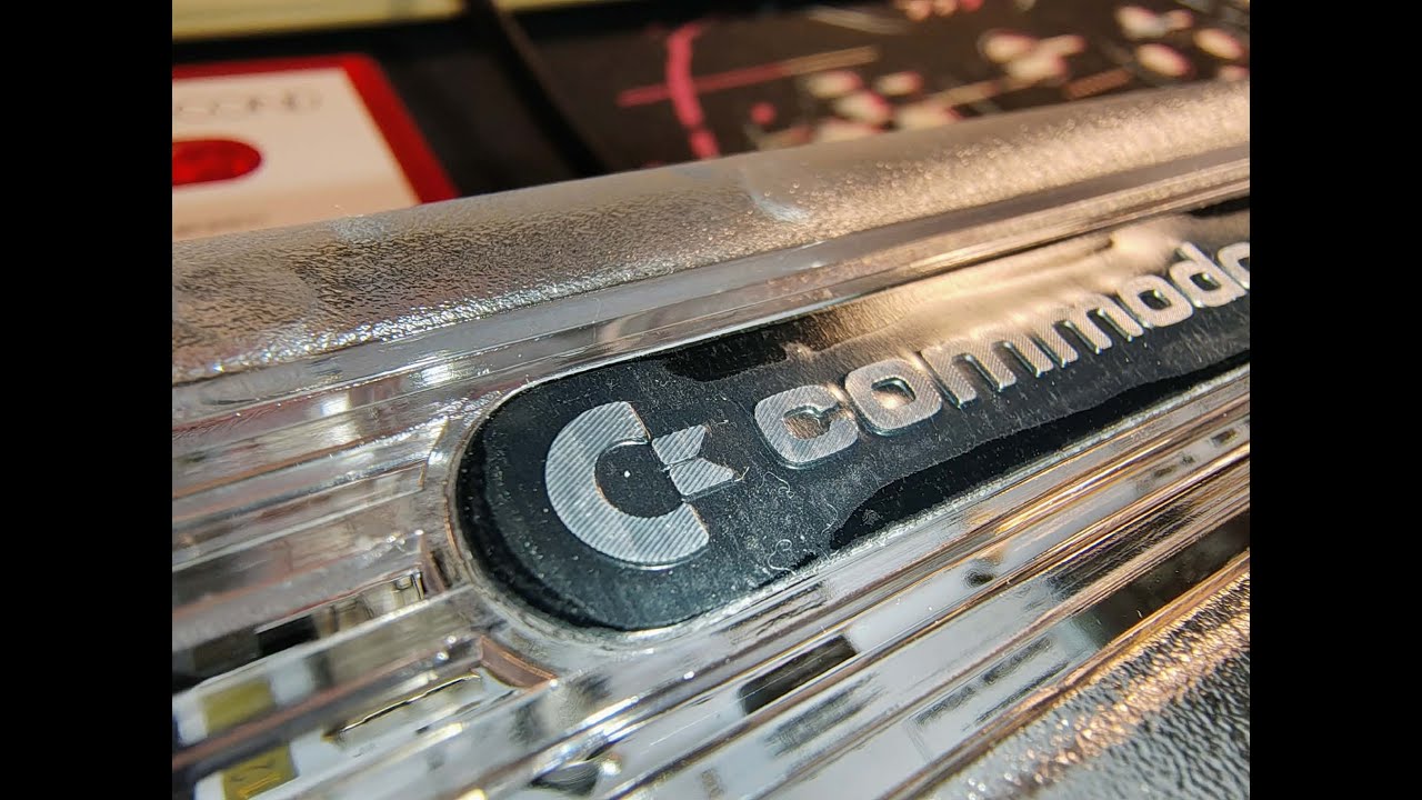 Commodore 64 Ultimate - unboxing i pierwsze testy