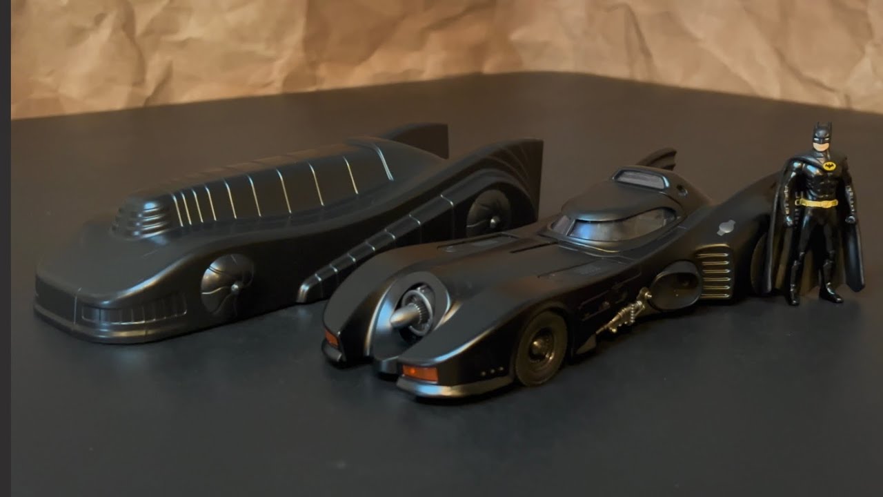 Jada - Next Level 1:24 Scale Batmobile with Armor & Batman (Batman 1989)