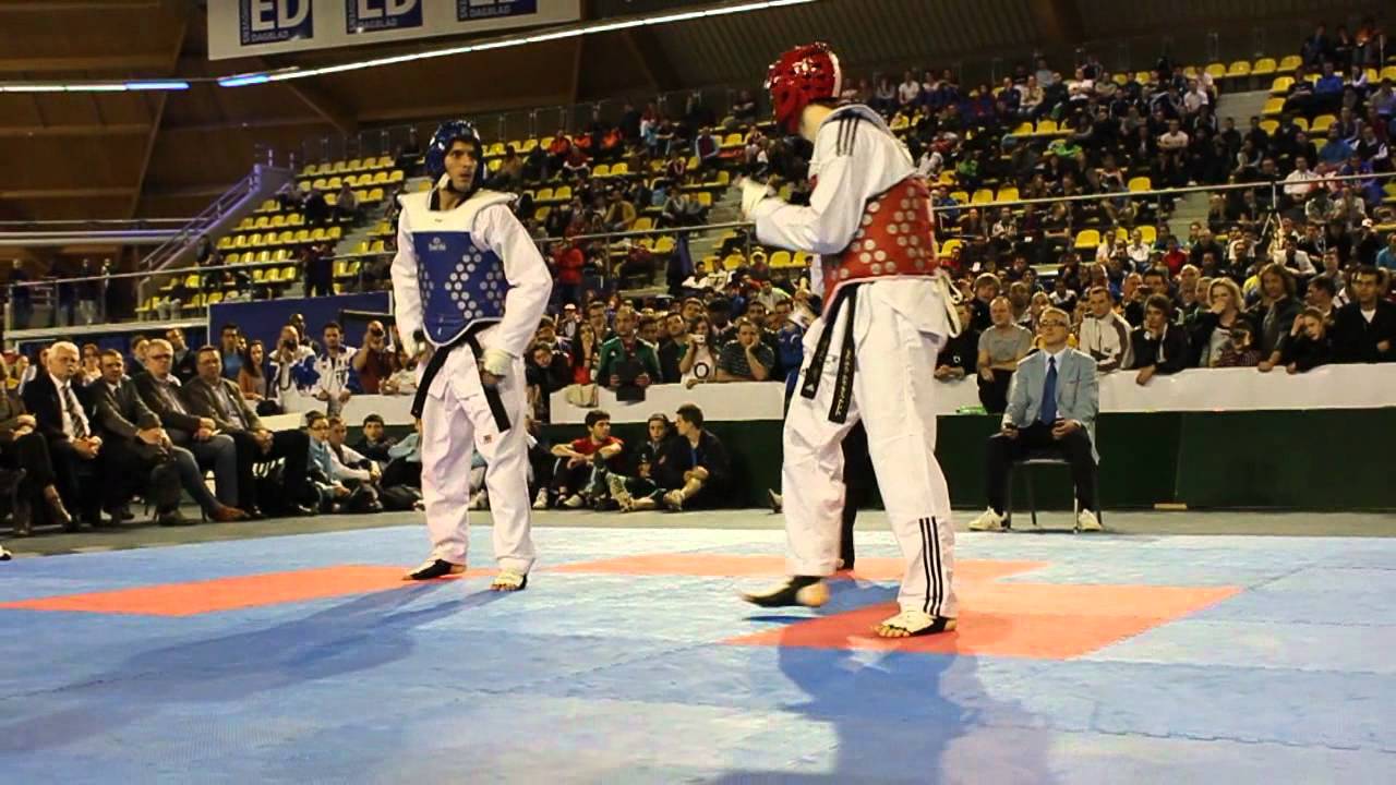 Dutch Open 2012 Taekwondo Final Aaron Cook VS Sebastian Crismanich -80KG  ( Wicked Head Shots)