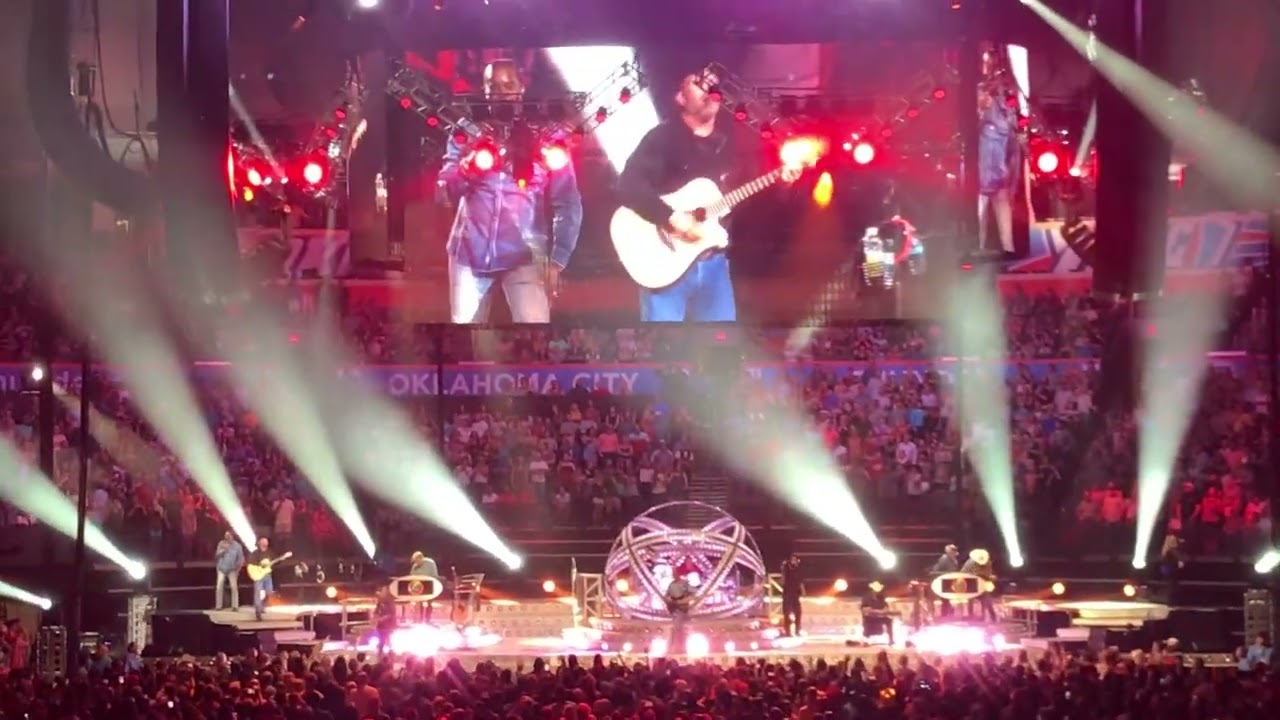Garth Brooks , Friends In Low Places , 3rd verse included! OKC July 2017