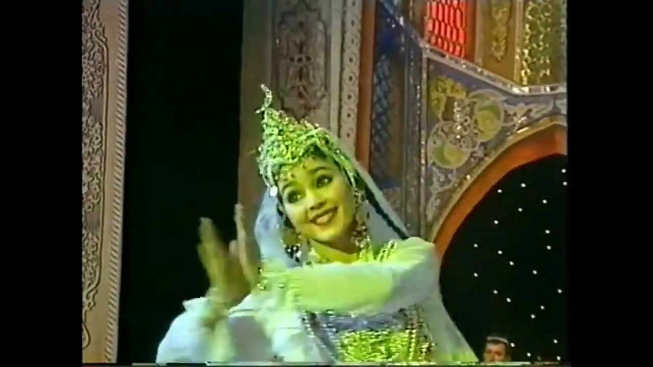 Uzbek classic danse. Soqinoma-i bayot lyrics. Классический танец. Рушана Султанова. Maqom