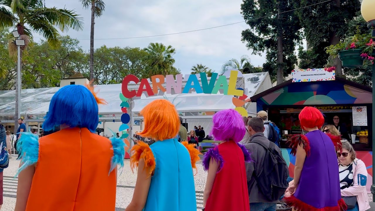 Carnival atmosphere in 🇵🇹Funchal, Madeira