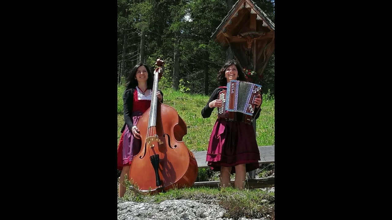#CHIQUITITA# degli #ABBA#, cantata dalle sorelle #Gisella# e #Monica# Dapunt  #(Conturines Echo)#