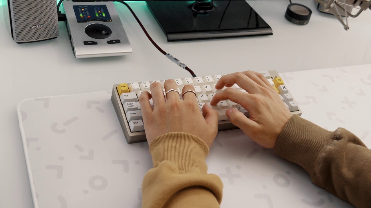 TGR 910 CE with lubed Holy Gsus Typing Sounds ASMR
