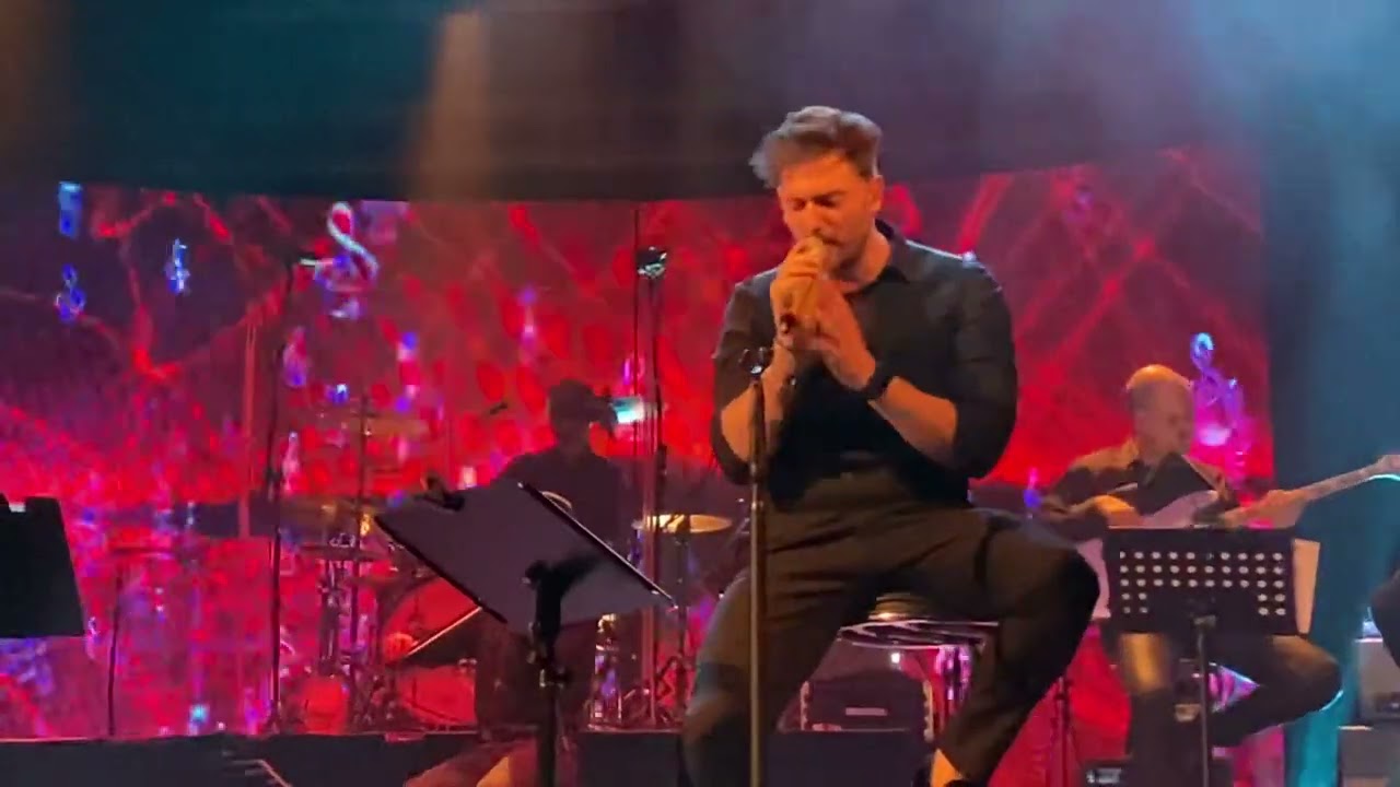 Muzikály Naruby pro Ukrajinu - Stokrát chválím čas - Jan Kopečný, Josef Vágner, Petr Ryšavý
