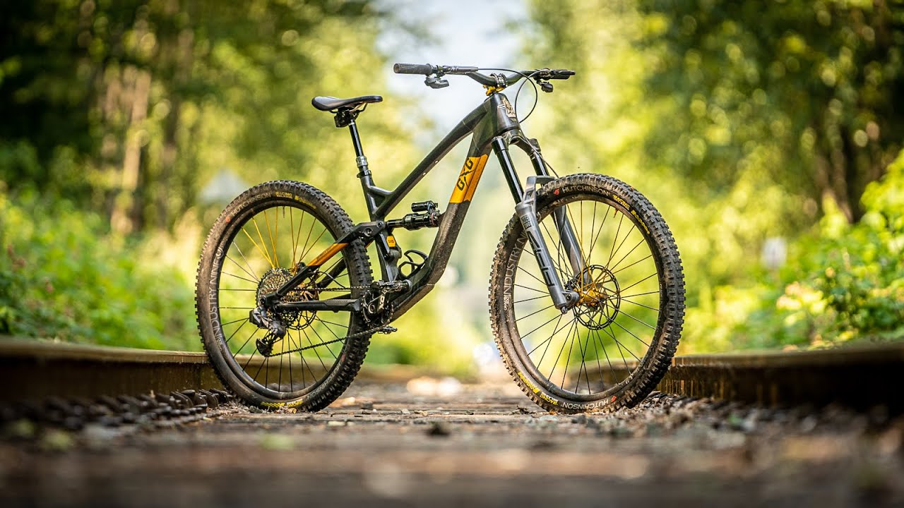 MY FIRST SIGNATURE BIKE IS OUT !!!!! GUERRILLA GRAVITY GNARVANA 