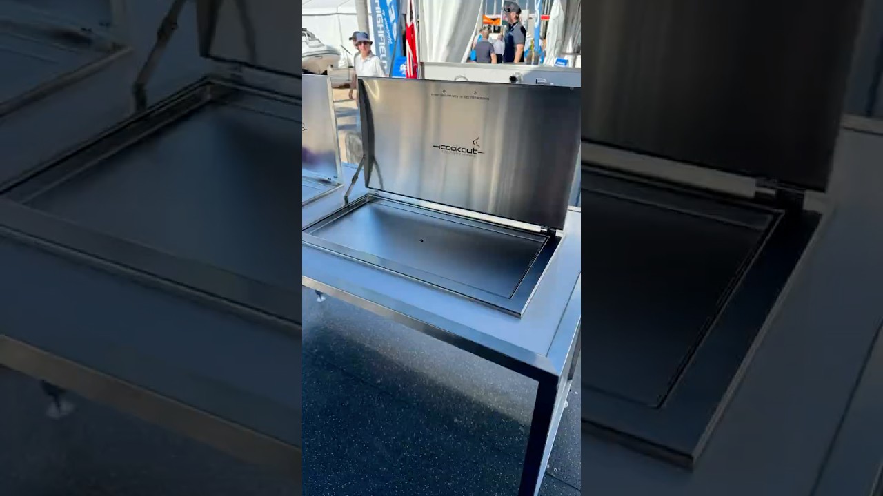Take a tour of our Deluxe Electric Built-In BBQ. Australian made. Low-profile, sleek design