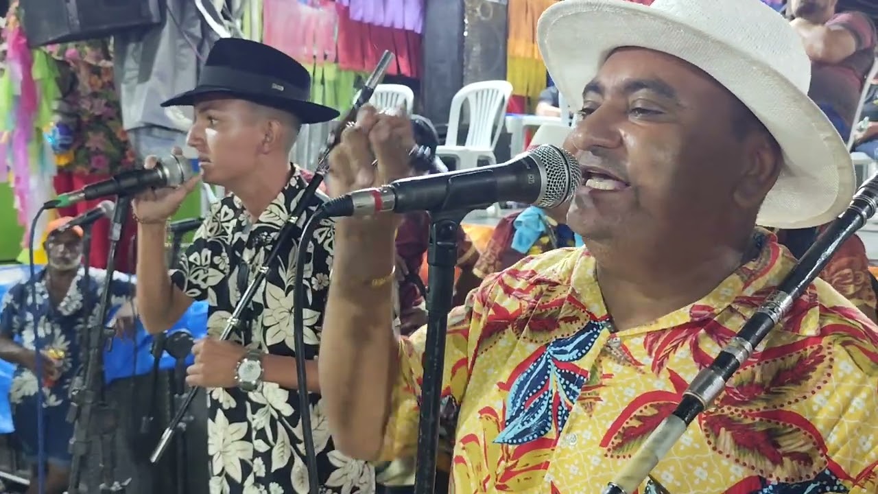 Maracatu Leão Coroado De Araçoiaba se apresentando Em Lagoa De Itaenga 16/02/2026