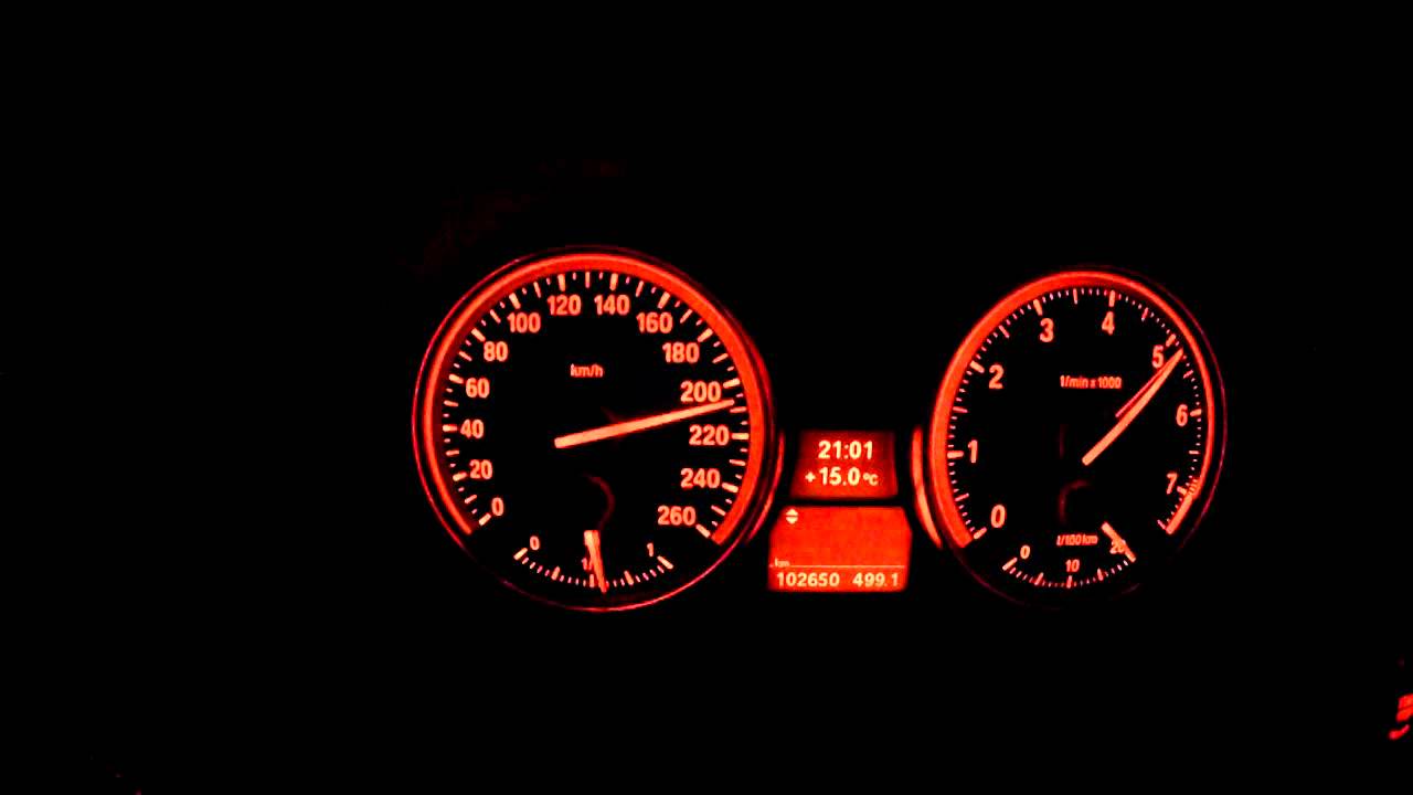 BMW 325i E90 Autobahn - 250km/h
