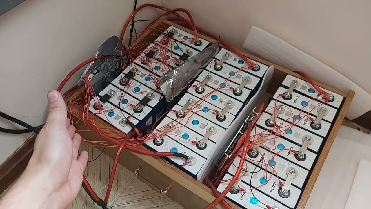 300Ah LIFEPO4 em uma única BMS - conexão série/paralela.