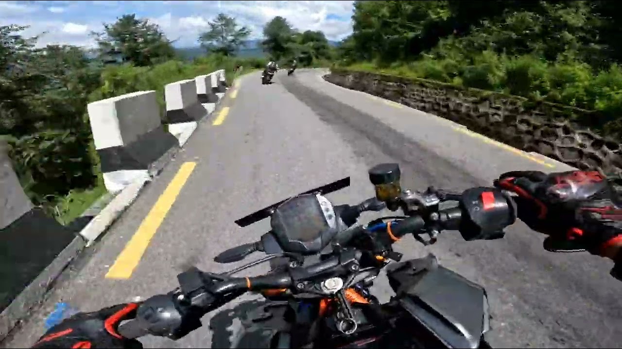 Raw saturday ride footage | chasing R15v3 and CBR250r | Duke250 | Nepal 🇳🇵