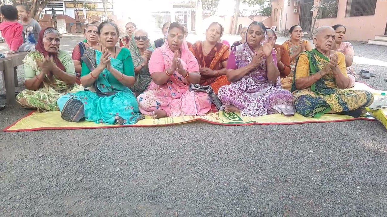 શ્રવણ નિ કાવડ નું કિર્તન કૈલાસ બેન જોષી સુરત