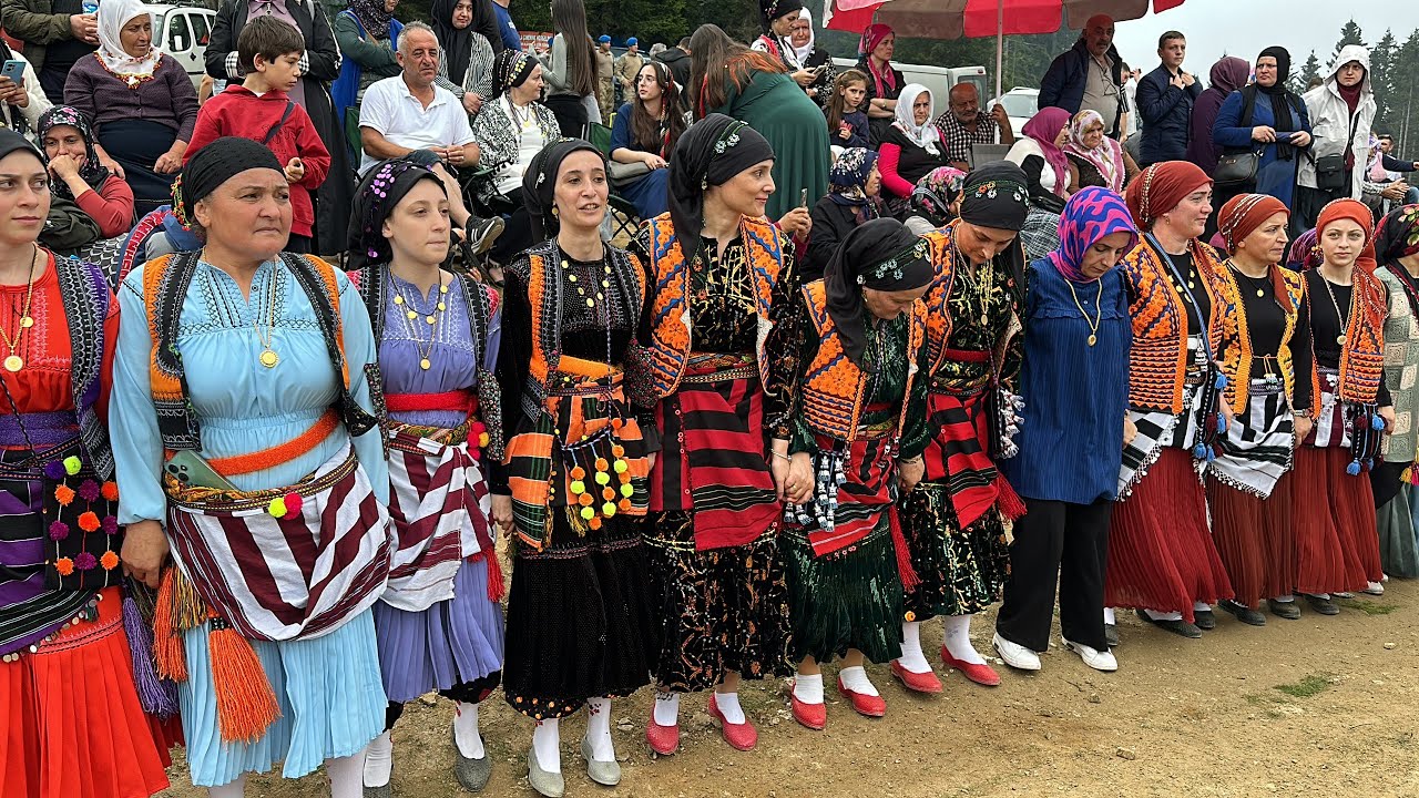 Ümit Bayraktar Horon - Türküler | Akpınar Büyükoba Göç Festivali