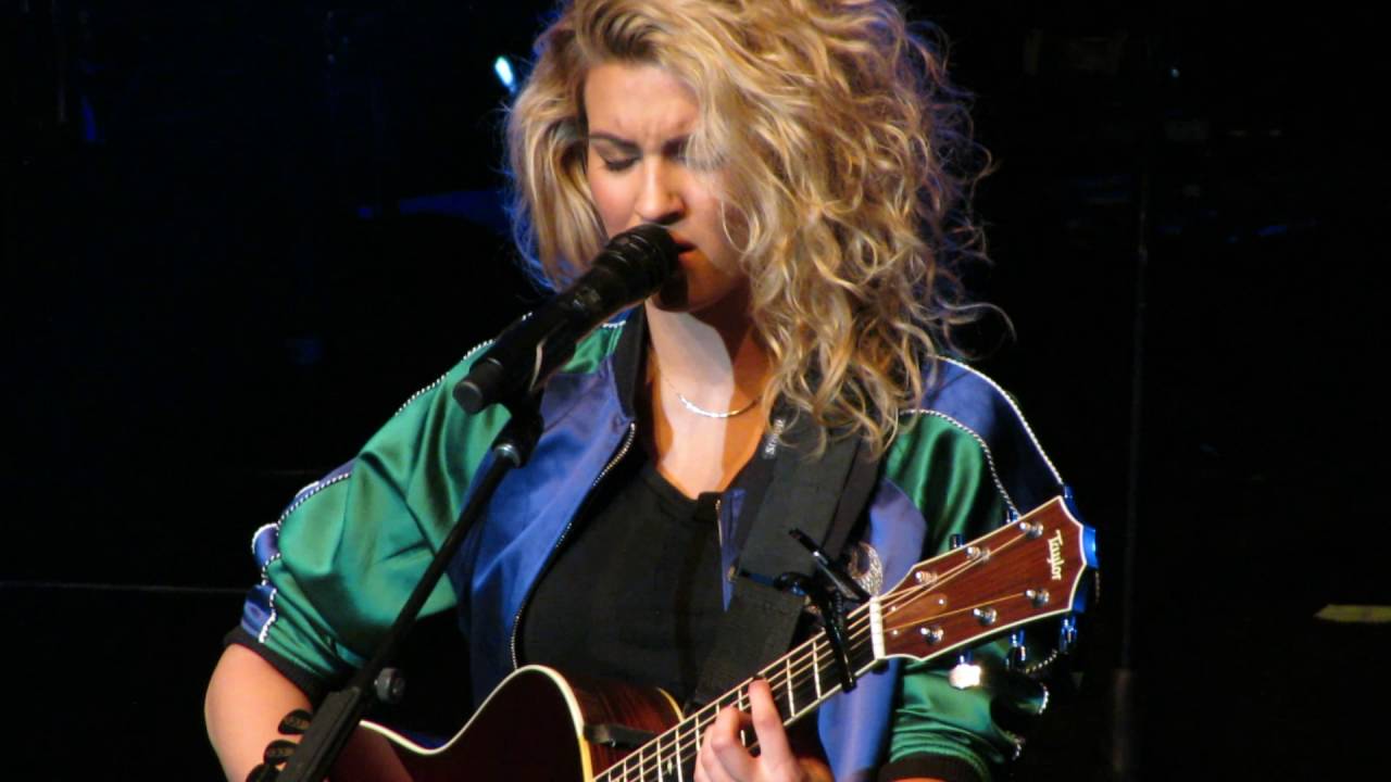 Beautiful Things - Tori Kelly Live @ Fox Theater Oakland, CA 5-19-16