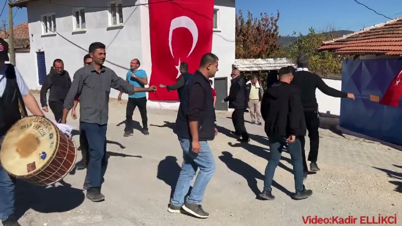 Davul-Zurna Aşağıdan                Sarnıç Köyü-Dursunbey