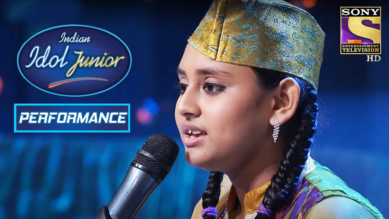Shreya Hugs Debanjana For Her Amazing Performance | Indian Idol Junior