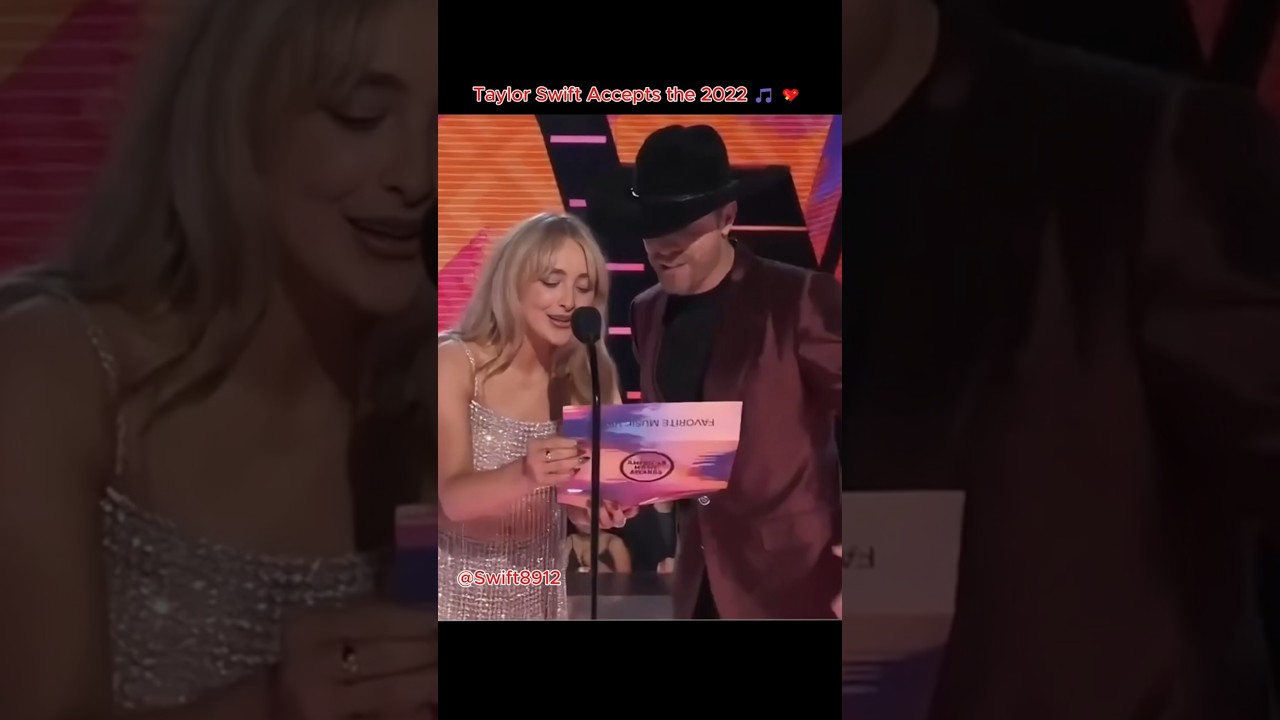 Shabina Carpente's sister presented an award . Taylor Swift's AMAs 2022 Favorite Music Video