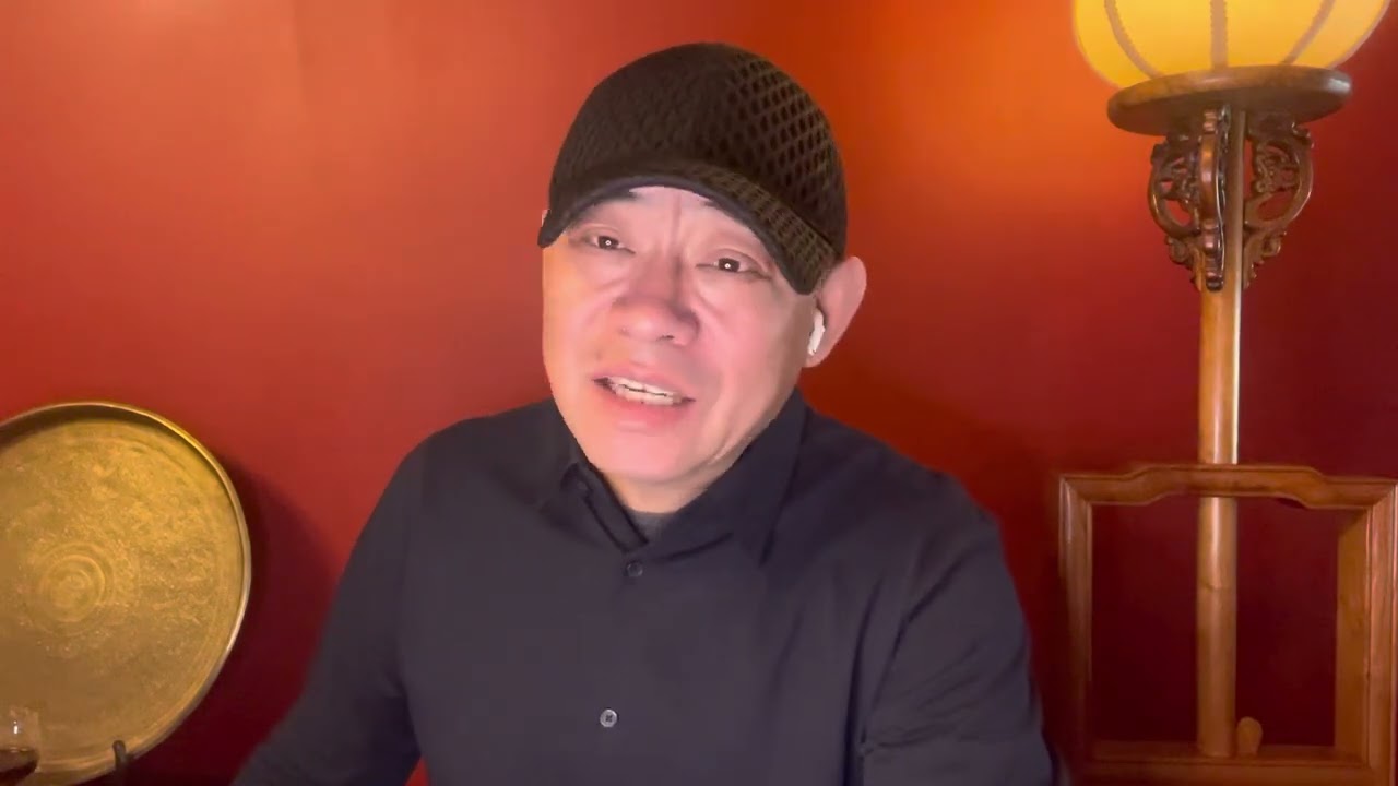 习近平送别江泽民！与彭丽媛送花圈，向王冶坪深鞠躬，和江绵恒长拥抱。政治恩人，一路好走！