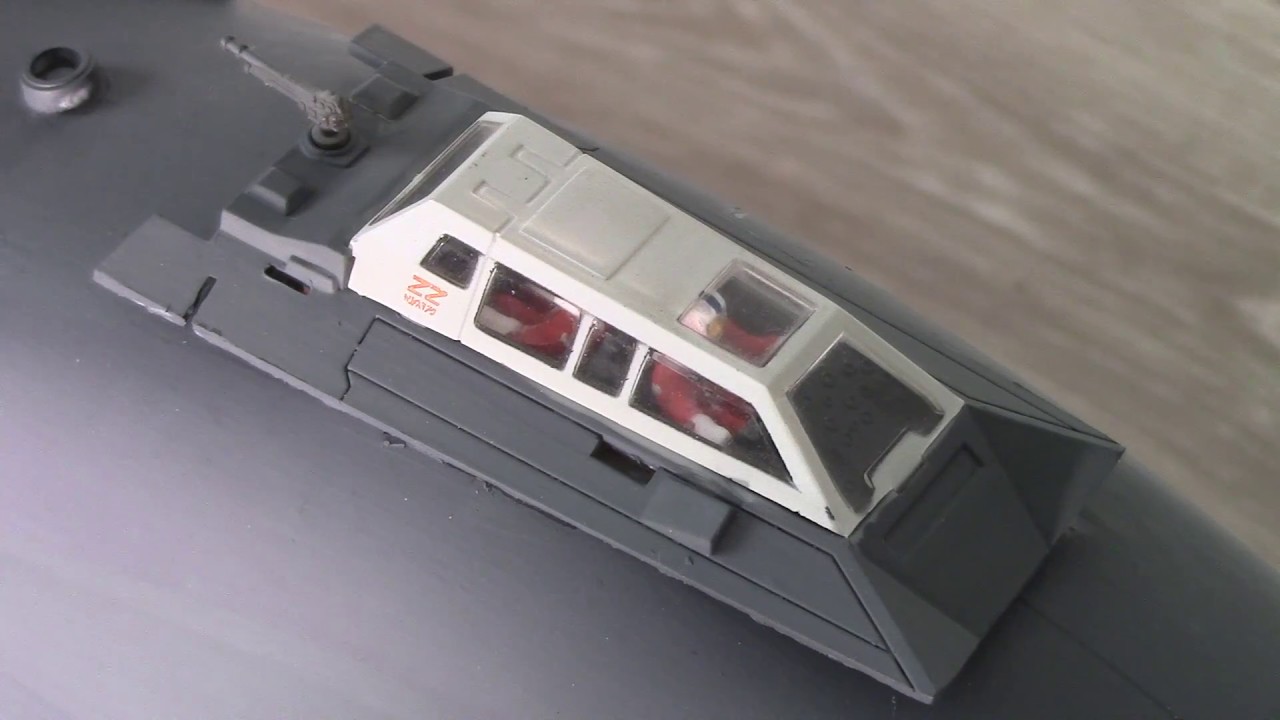 Making spaceship model with simple stuff