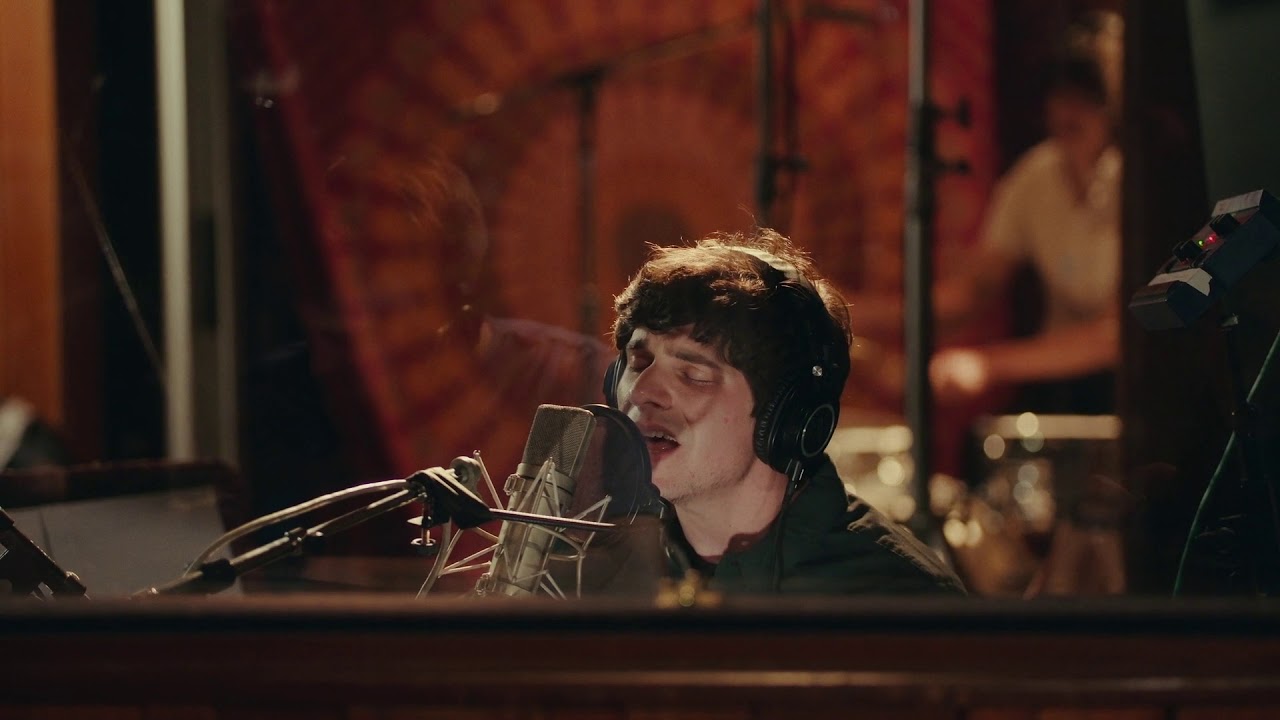 Wallows - Treacherous Doctor (Live from Henson Studios)