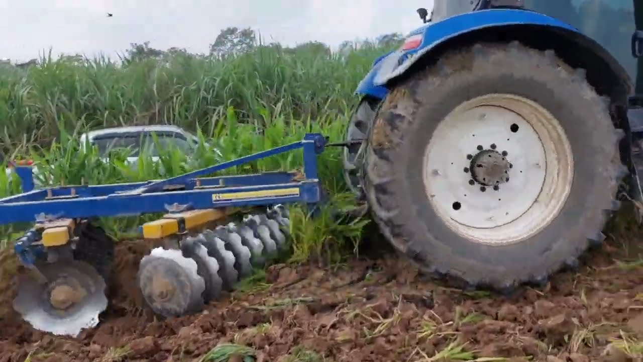 เจ้ายักษ์new Holland T7040ใช้ใบผาน22ใบจะลากผานไหวไหม