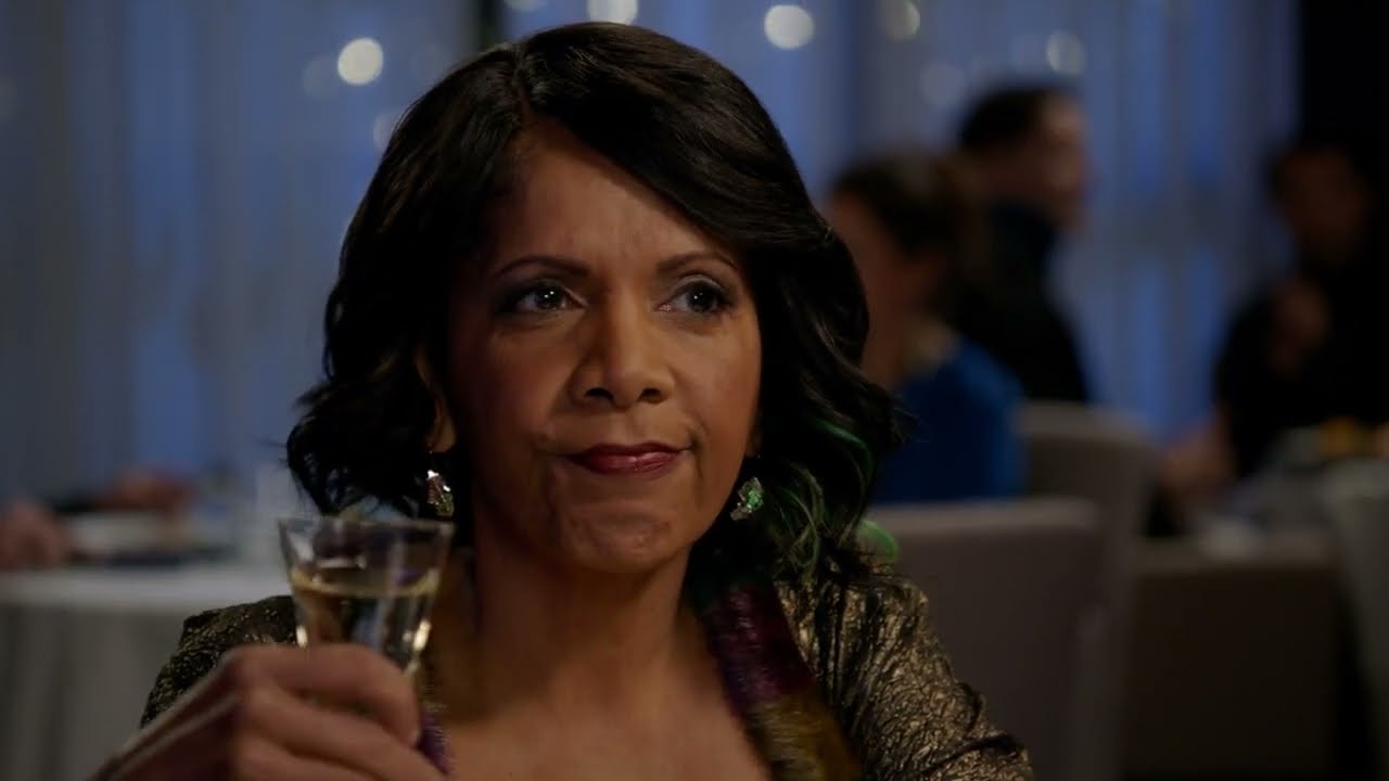 The Orville (season 2): Claire Finn has a date with Isaac