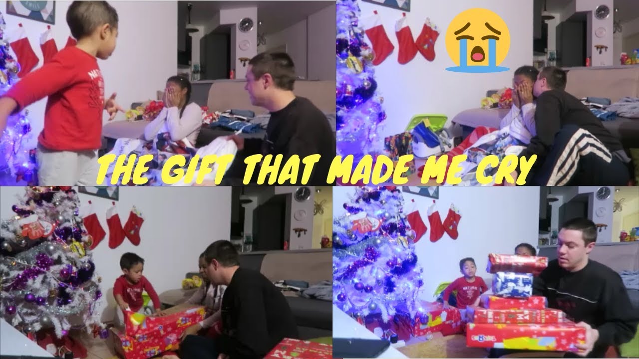 THE GIFT THAT MADE ME CRY (EMOTIONAL VLOG) | OPENING ALL OUR CHRISTMAS GIFT