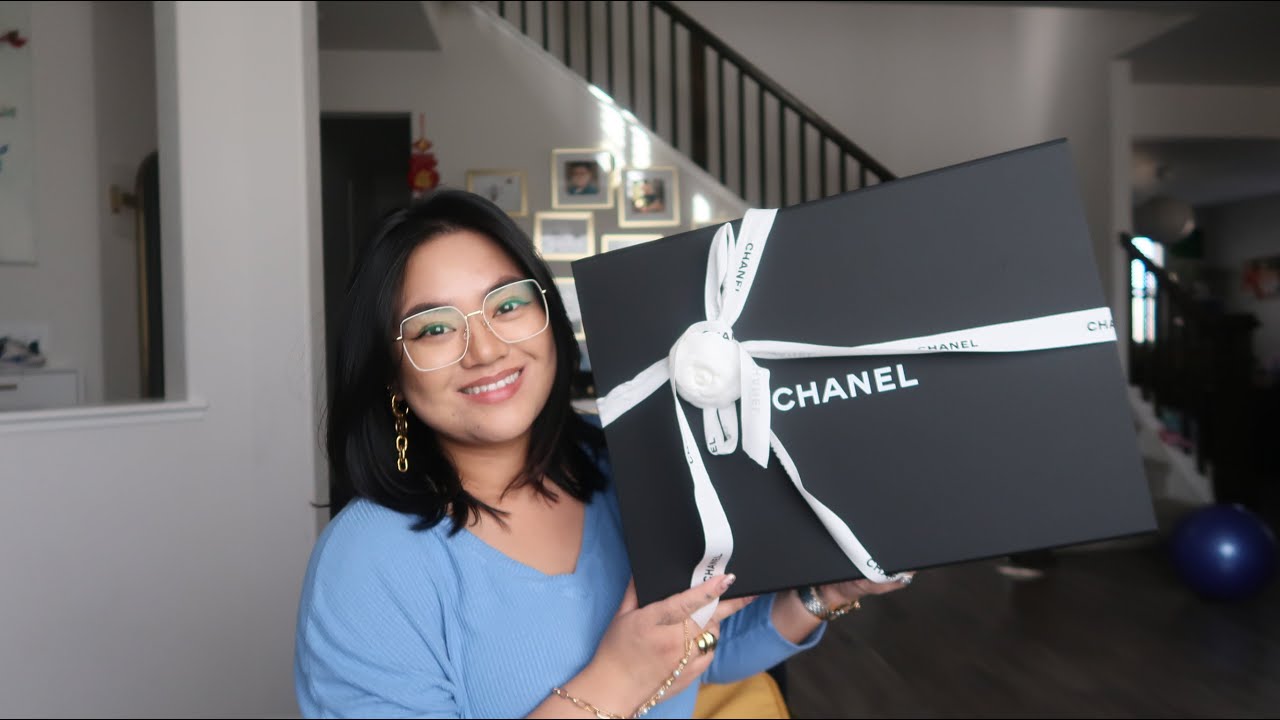 Chanel Unboxing! Chanel 25 Bag | New 