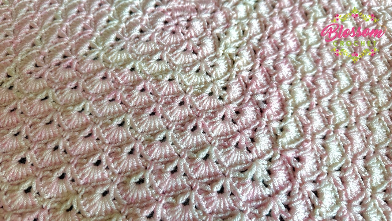 How to crochet a beautiful shell blanket! 💕 shell stitch in the round 
