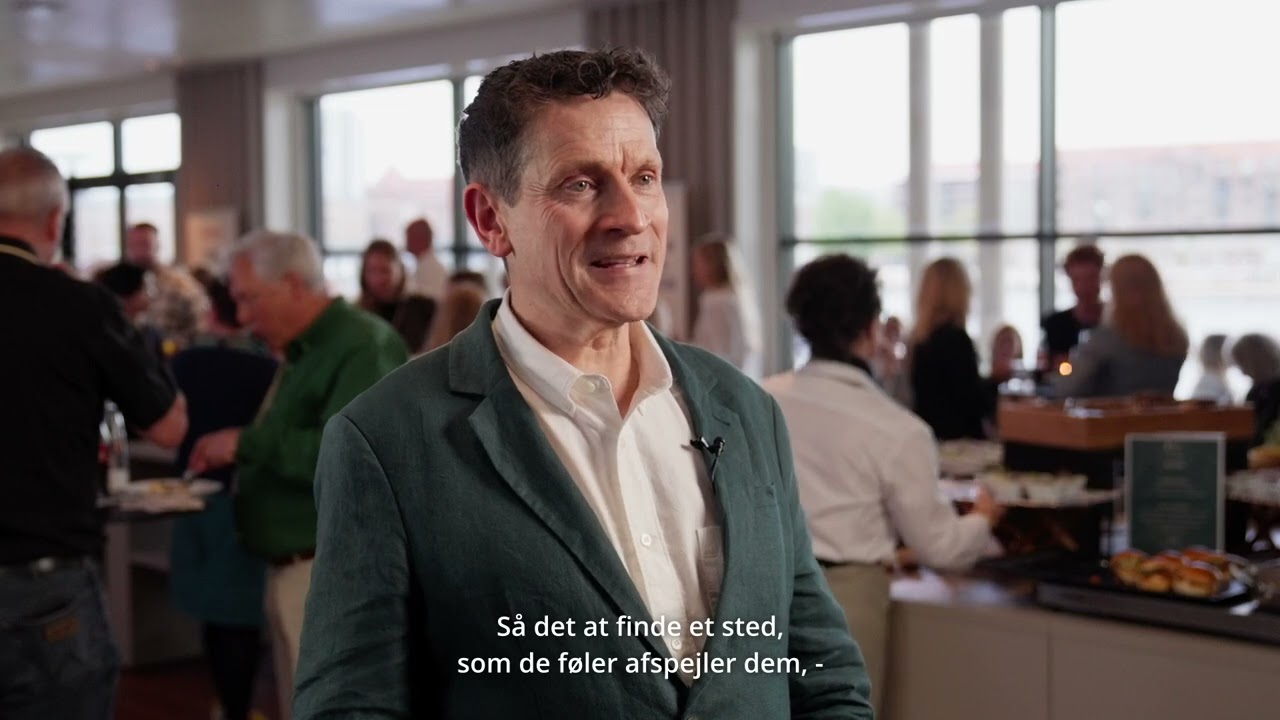 Mellem to verdener - Bruce Daisley
