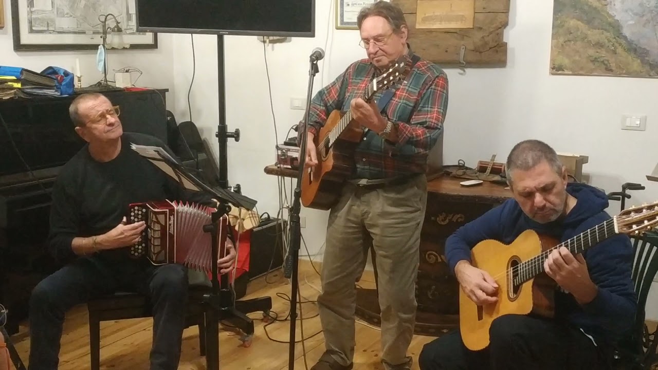 Fausto Carpani canta “L umarén dala bèrba e l capèl” in dialetto bolognese