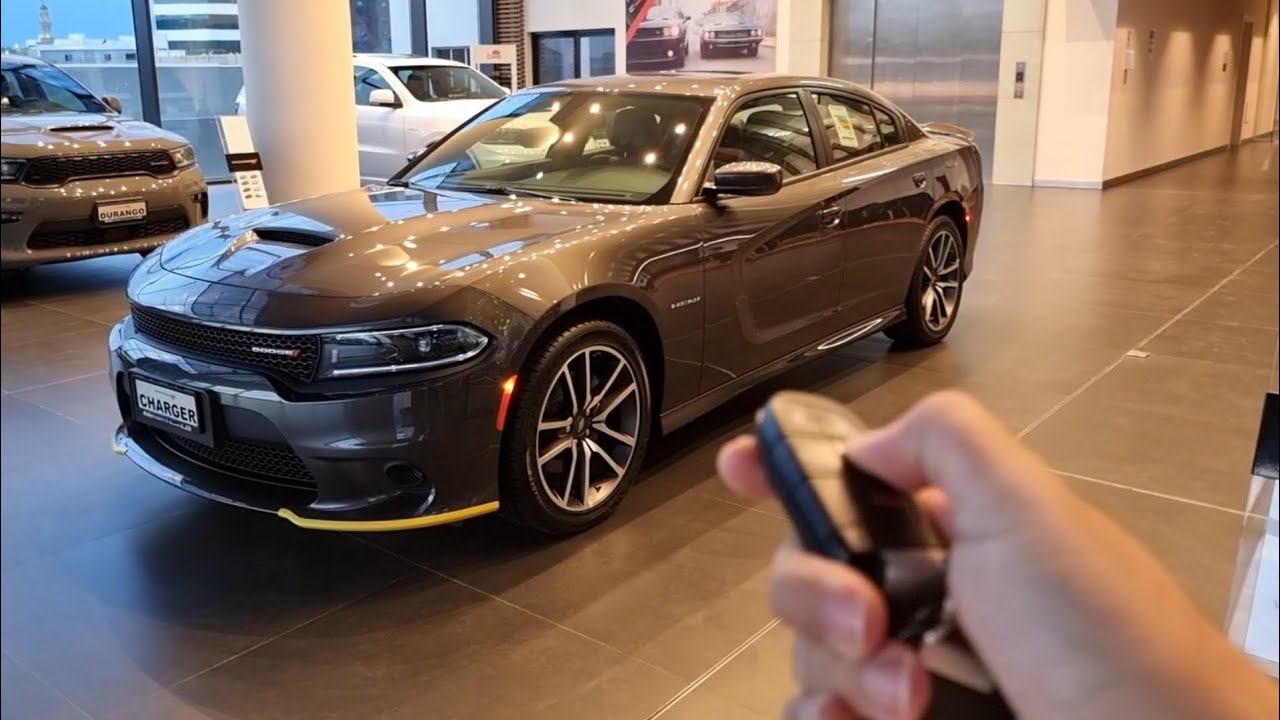 دودج تشارجر 2022 فئة 5.7 RT  شرح مواصفات وارد ظفار للسيارات مع الاسعار dodge charger V8