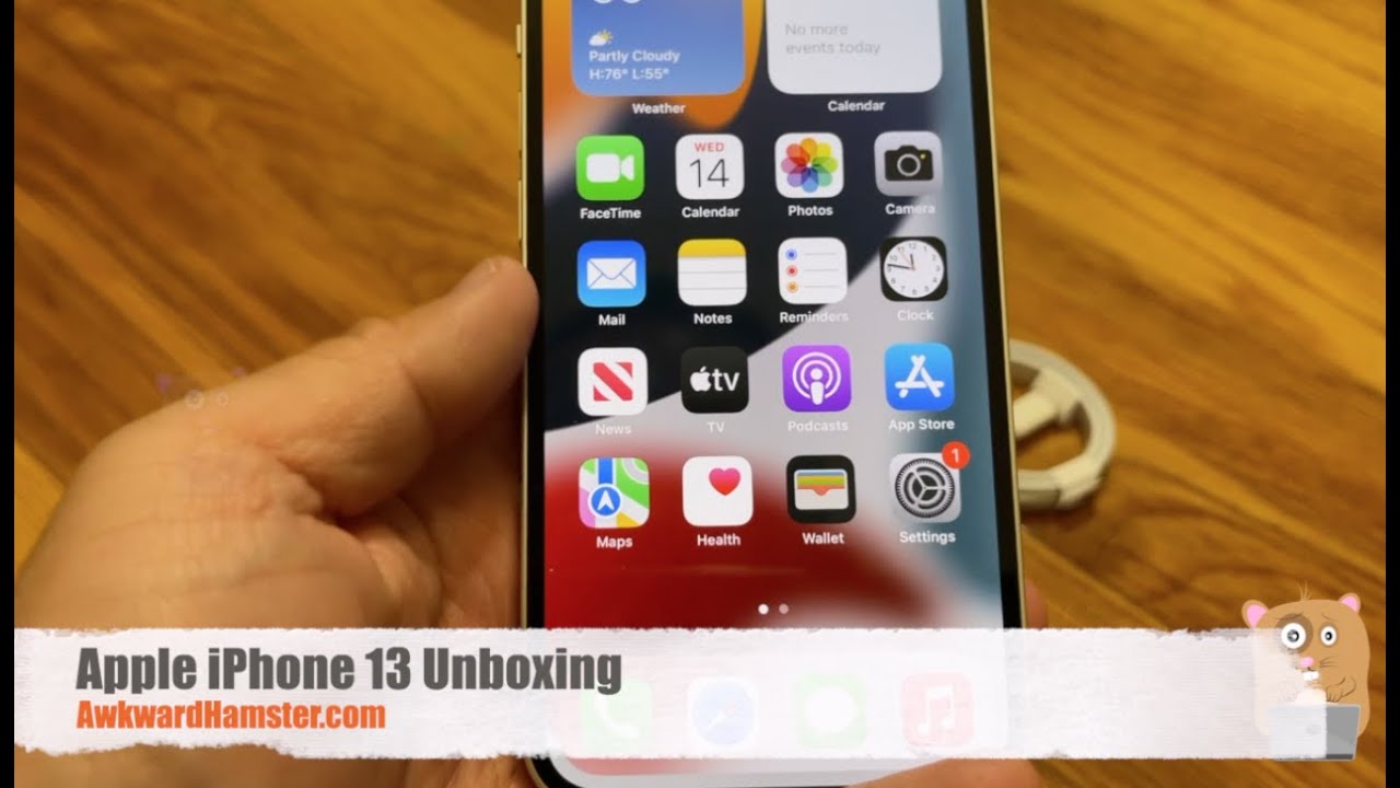 Apple iPhone 13 Unboxing