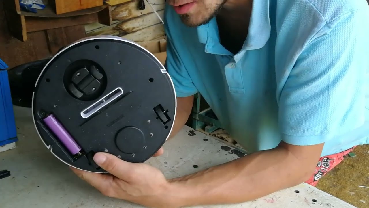 zakázka číslo 3 robotický vysavač CLEANITY a GOPRO kamera
