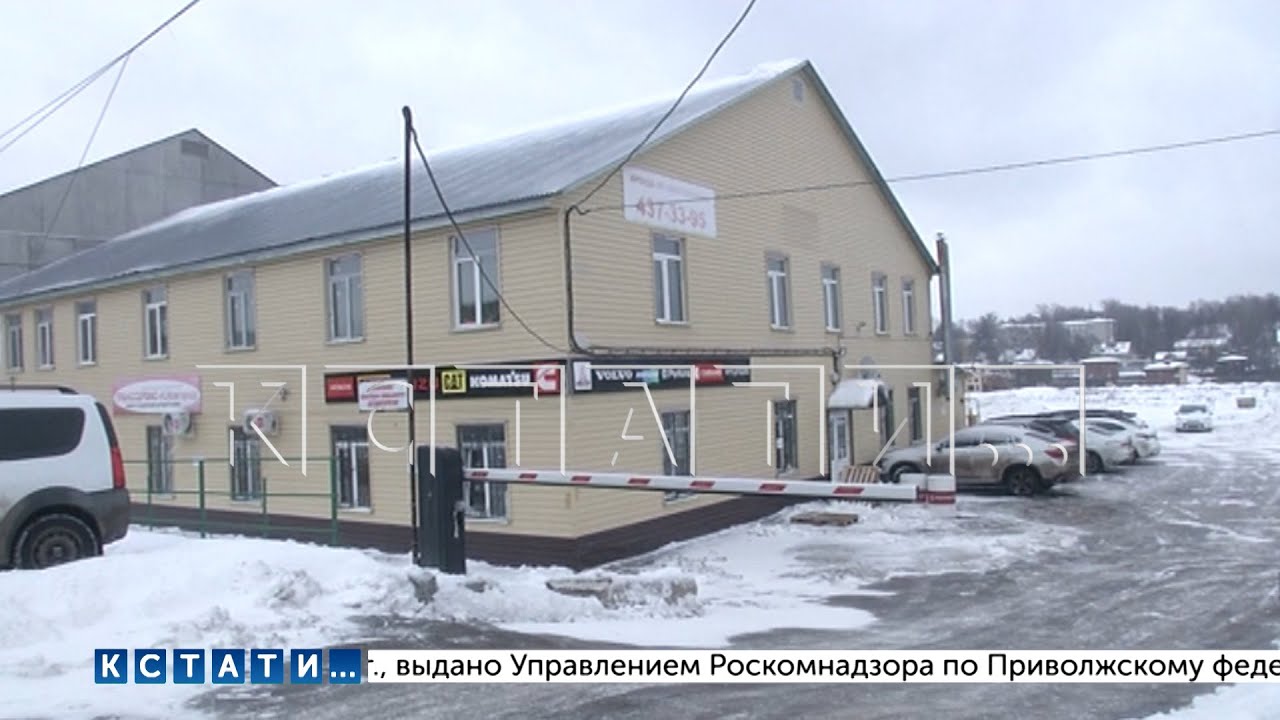 Нелегальный бизнес-центр вырос на грядках садового товарищества, дома несогласных горят
