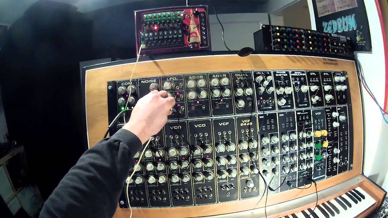 Formant Modular Synthesizer vs. Synthrotek Stepsequenzer / first check