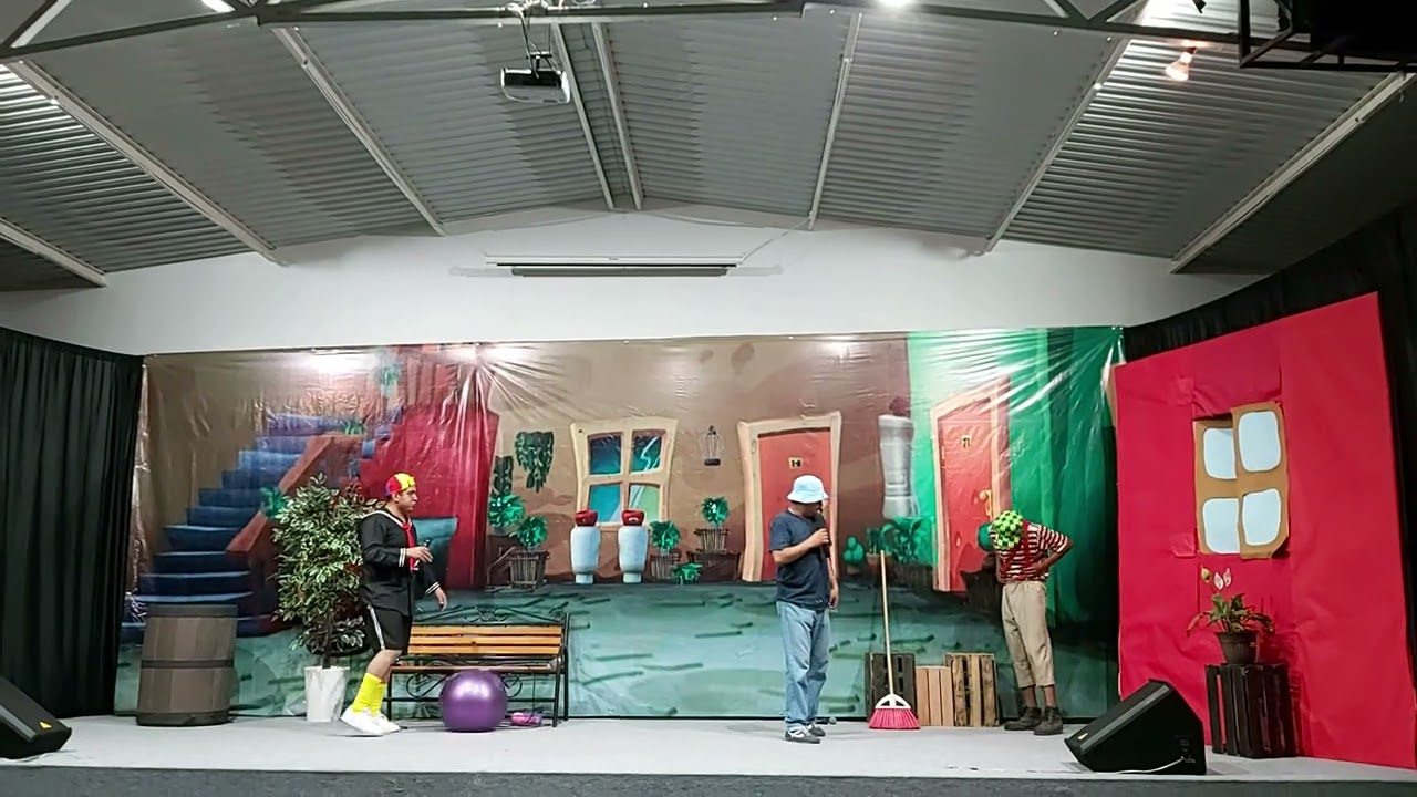 El chavo del ocho: Un ratero en la vecindad!!