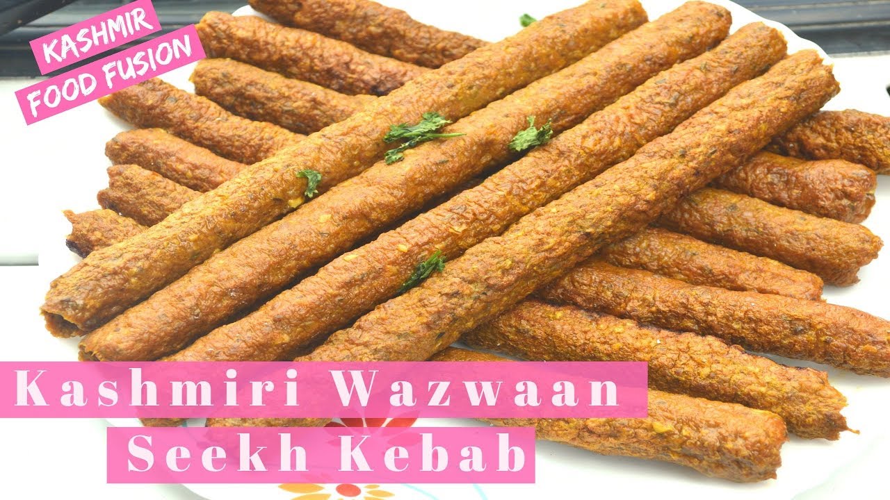 Kashmiri Seekh Kebab || Wazwaan Kebab || How Kebab is made in a wazwaan|| Kashmir Food Fusion