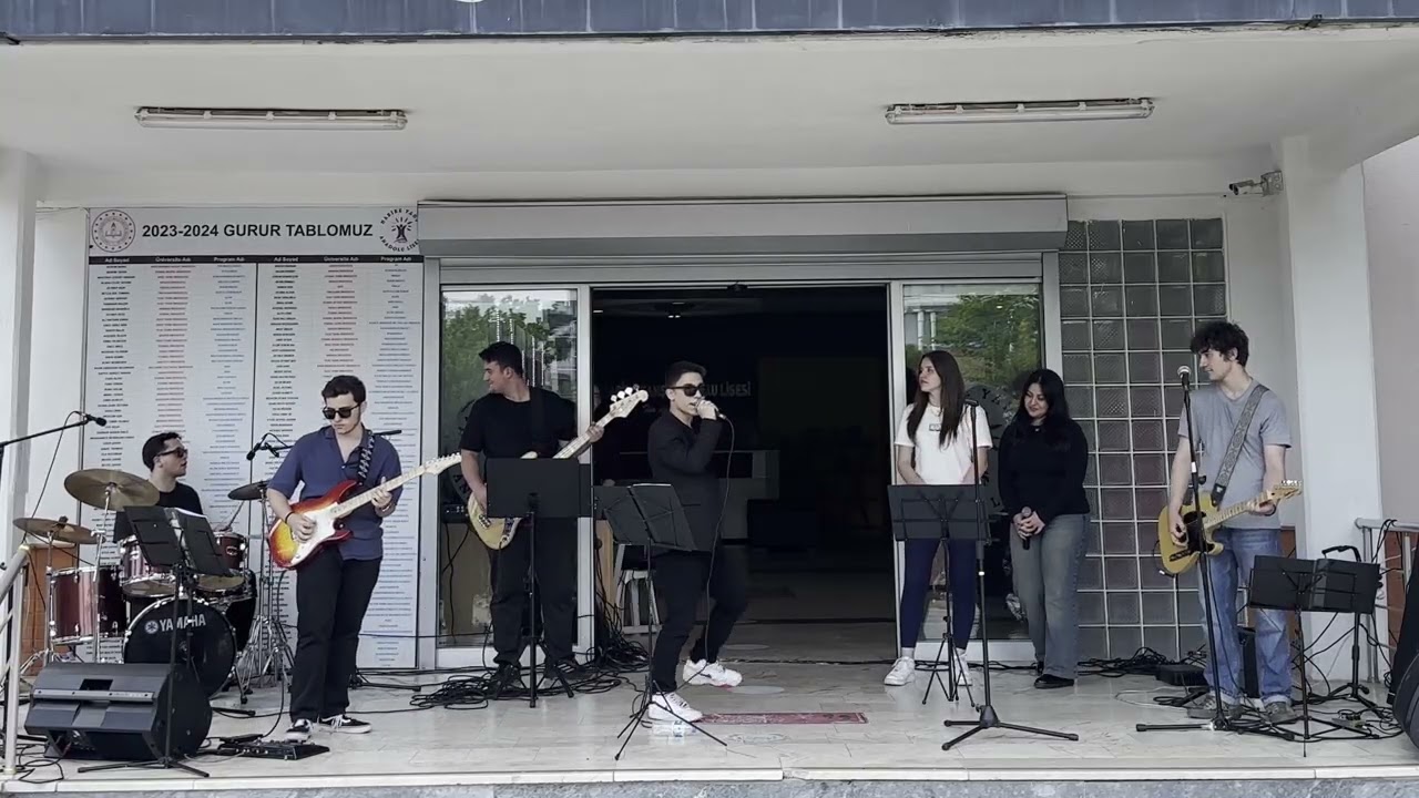 Mor ve Ötesi - Bir Derdim Var Cover 20 Mayıs Habire Yahşi Anadolu Lisesi Okul Konseri