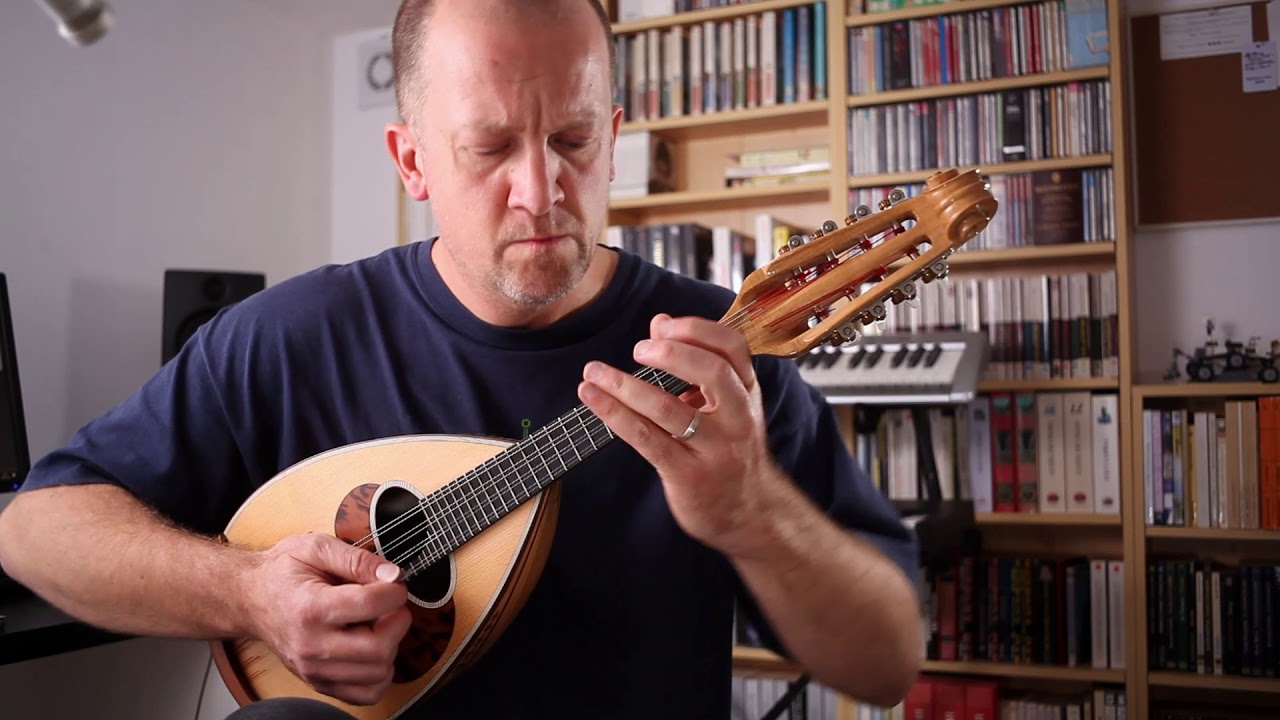Takashi Ochi - Fantasia n°1 for mandolin solo
