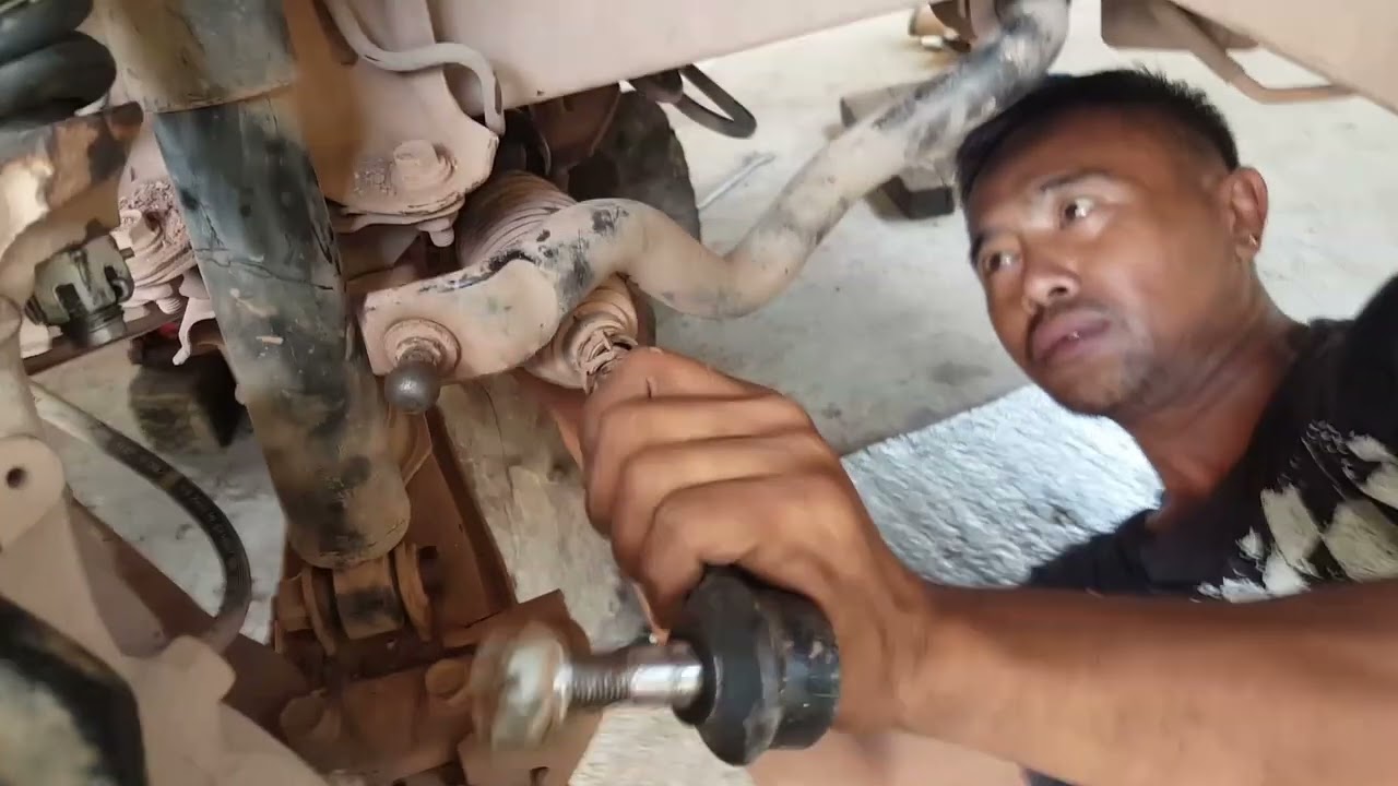 Simple way of  replacing  tie rod end and rack end | Toyota Hiace