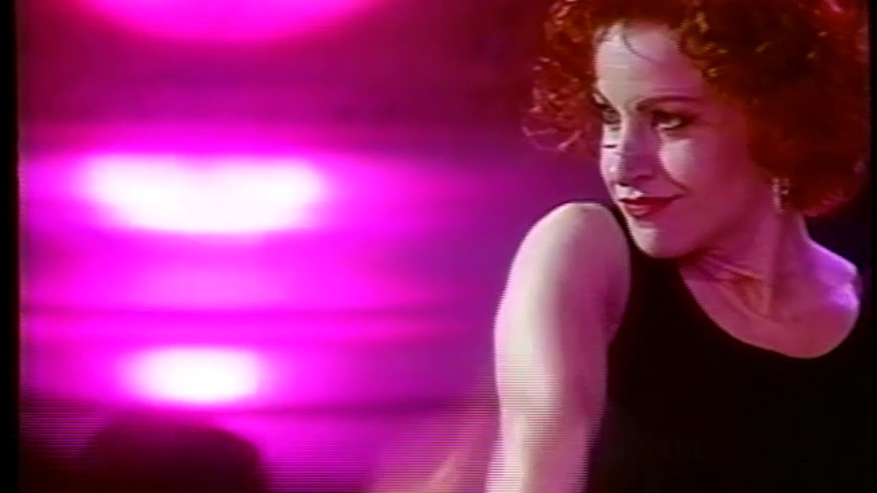 Melanie LaPatin and Tony Meredith - Rumba in Vienna
