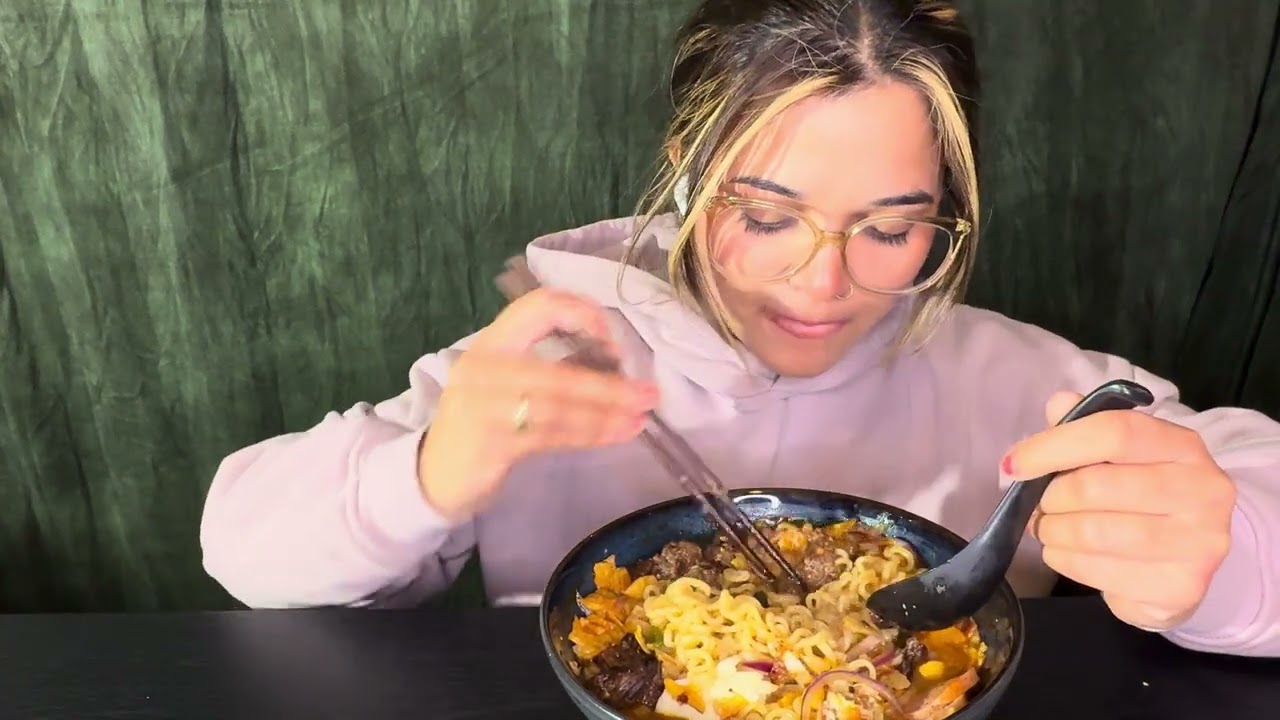🌶️Spicy noodles🌶️ mukbang *Original sound*