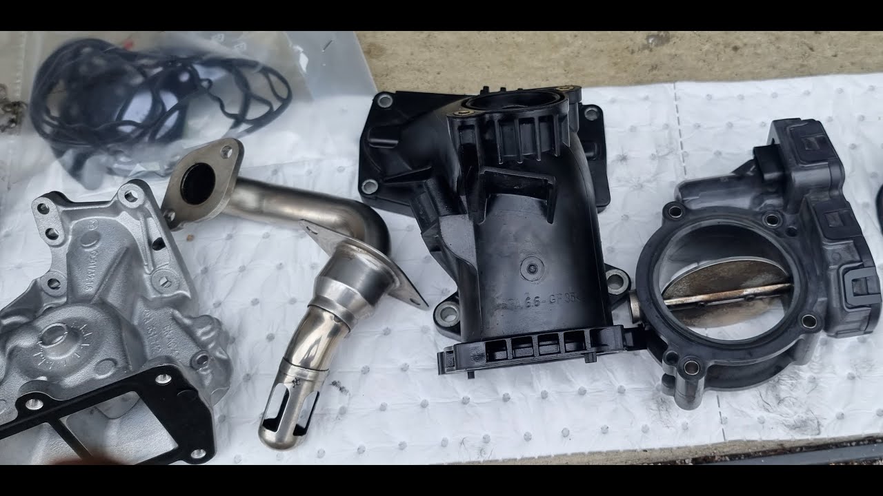 W205 OM651 Ansaugkümmer reinigen , Szívósor tisztítás , Intake manifold cleaning