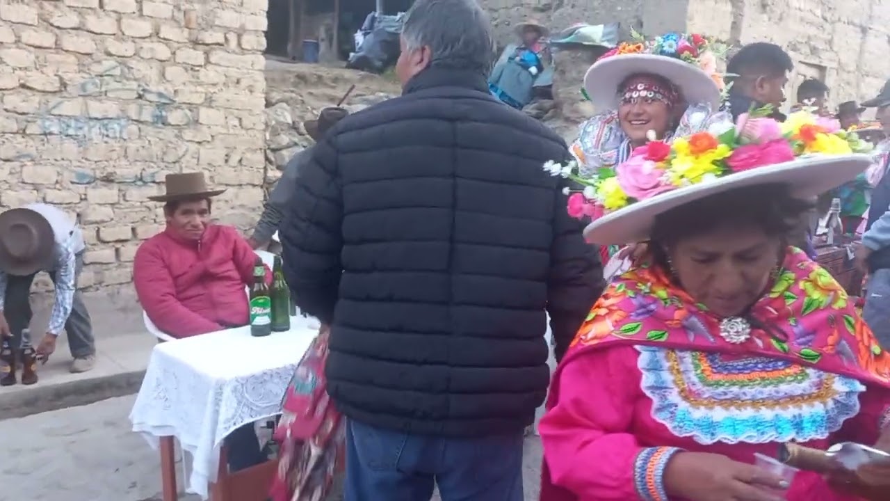 solo amantes al estilo orq los Jilgueros de Pachangara ctts 989924445 Dr Abelardo Llagas Catalan