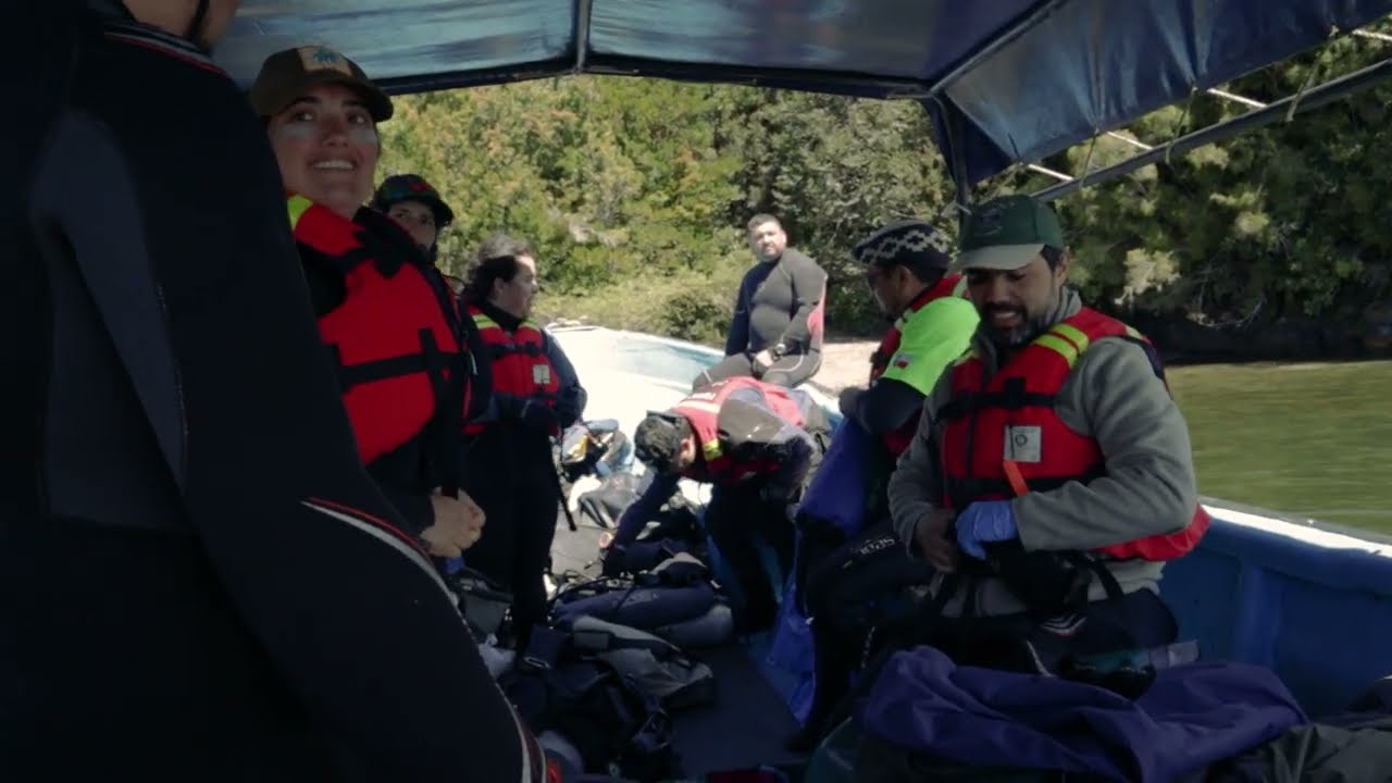 Re-conociendo y restaurando nuestro fiordo: Buceo sostenible y de conservación en Puyuhuapi