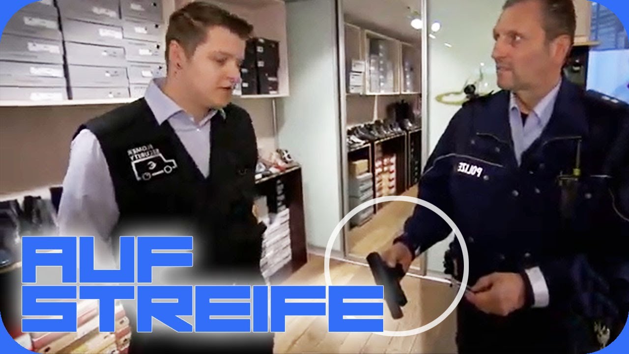 Fahrer vom Geldtransporter führt Plastikwaffe mit sich?! Polizist ist stutzig! | Auf Streife | SAT.1