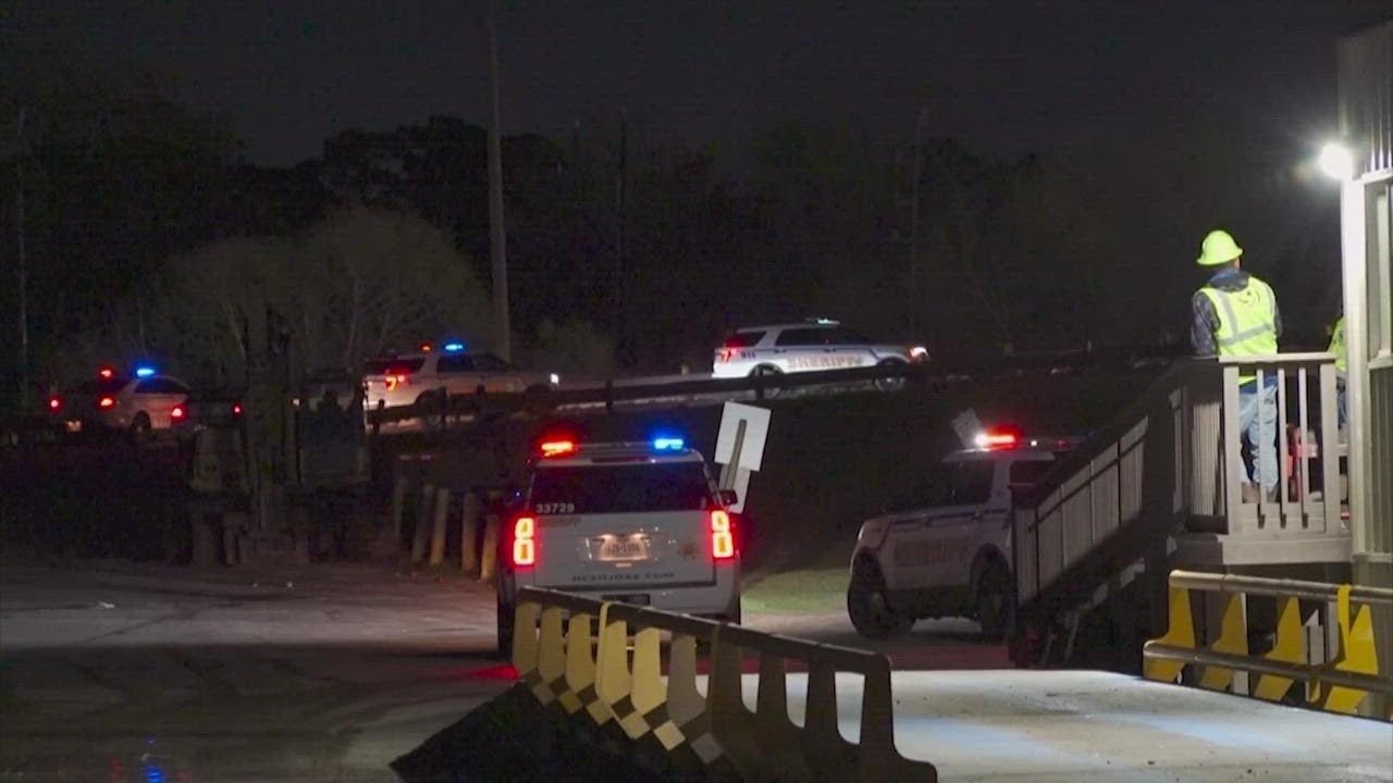 Investigation underway after workers discover dead body at waste site