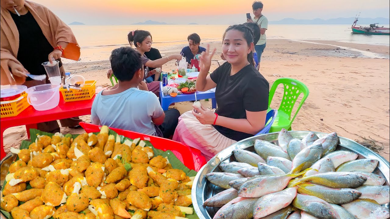 Fillet fish to make fish ball for dinner, Enjoy lifestyle at the sea, Darik like sand crab
